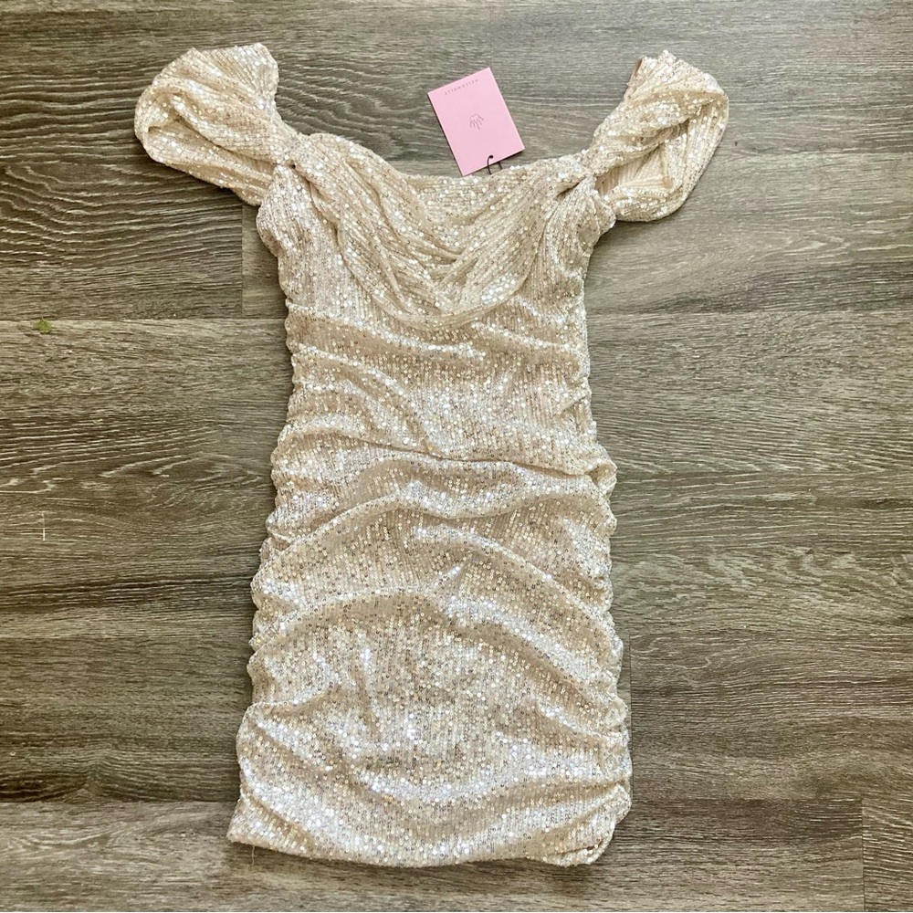 NWT Hello Molly “Frequent the Club” beige sequin mini dress in size large - Picture 2 of 6